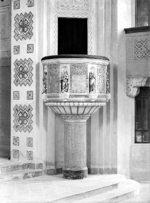 Kanzel der Lukas-Kirche zum Zeitpunkt der Erbauung