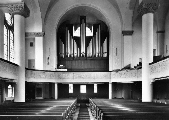 1960 – Blick auf die Orgel